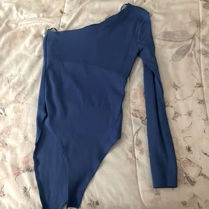 Dark blue half Shoulder top